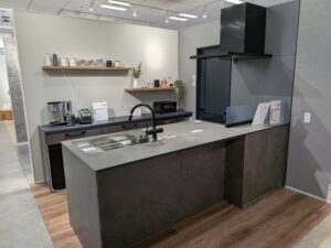 ノクトの組み合わせ例_リクシル新宿ショールーム20206年最新_ライトグレインとグレーセメント