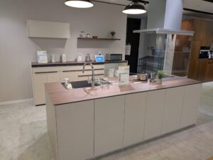 ノクトの組み合わせ例_リクシル新宿ショールーム20206年最新_ソリッドベージュ