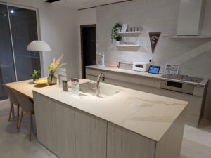 2026最新リシェル_新宿ショールームに展示のモダンデザインなレイアウトレイ1